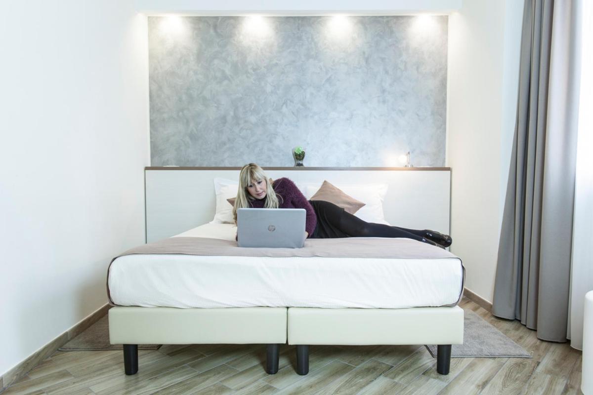 Bhl Boutique Rooms Legnano Ngoại thất bức ảnh