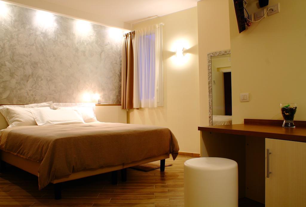 Bhl Boutique Rooms Legnano Phòng bức ảnh